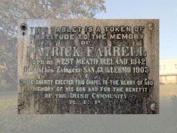 Placa en memoria de Patrick Farrell